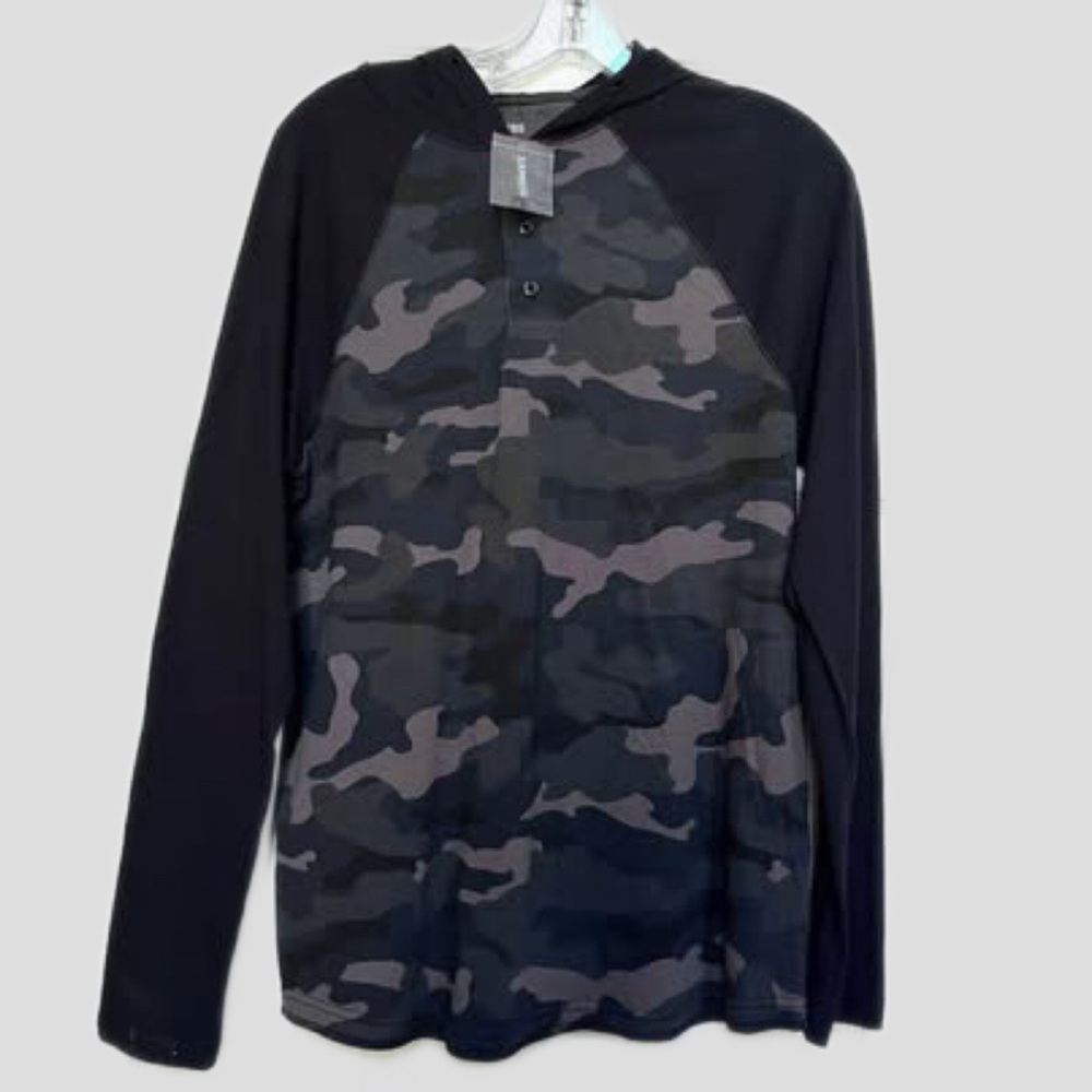 NWT Express Black Camouflage Hoodie – Men’s Small